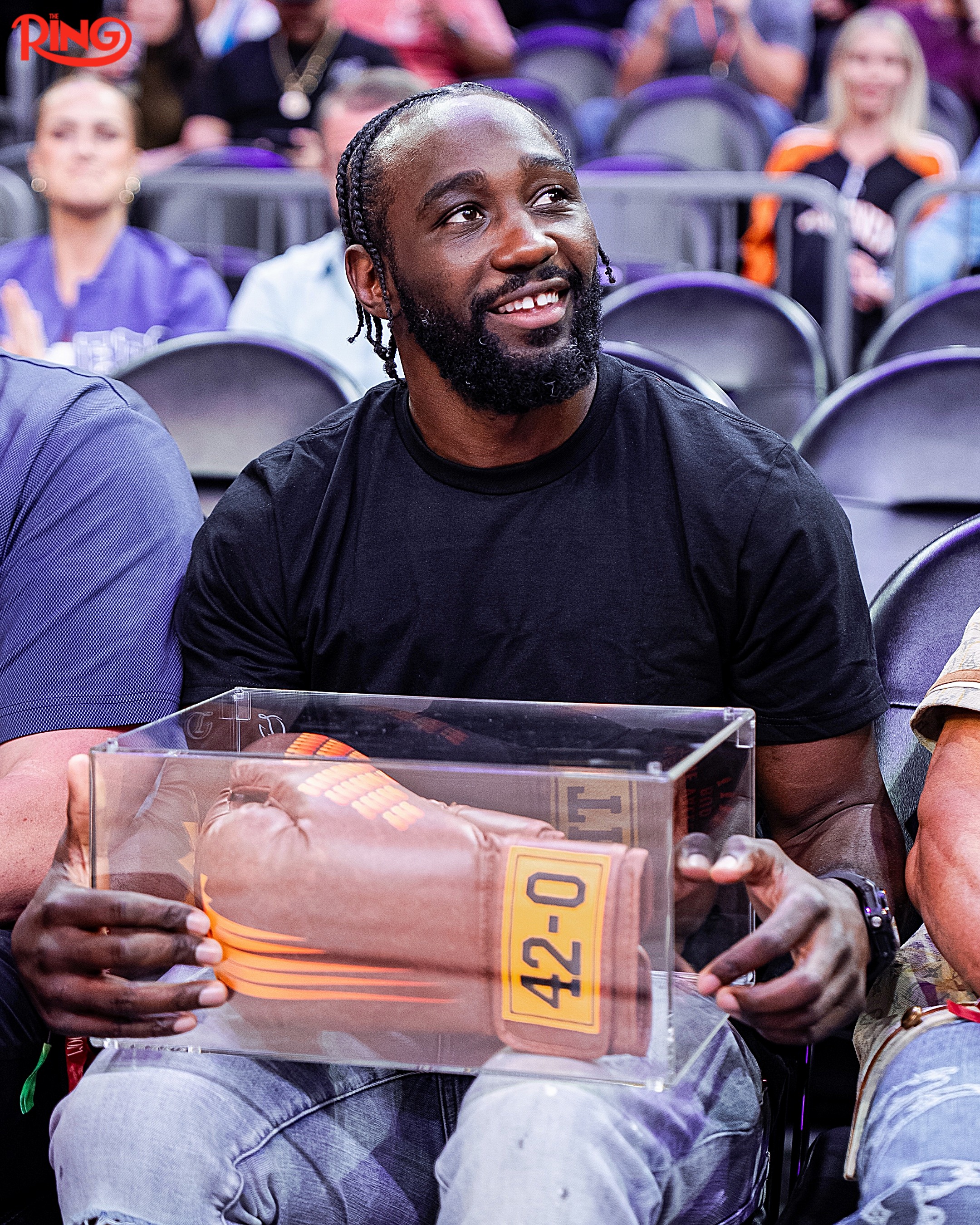 黒人ボクサー 黒人ボクサー 超長身197cm規格外ボクサーの衝撃TKO防衛「不公平だ」 長い