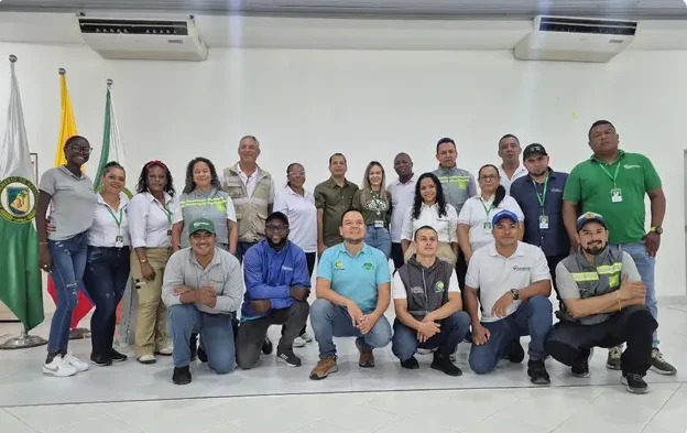 CHOCÓ Y ANTIOQUIA UNEN FUERZAS POR LA VIDA: CODECHOCÓ REAFIRMA ALIANZA PARA PROTEGER LA BIODIVERSIDAD
En el marco de la Maratón del Comité Institucional de Fauna y Flora de Antioquia (CIFFA) 2025, liderada por la Gobernación de Antioquia.
revistachoco.com.co/regional/choco…