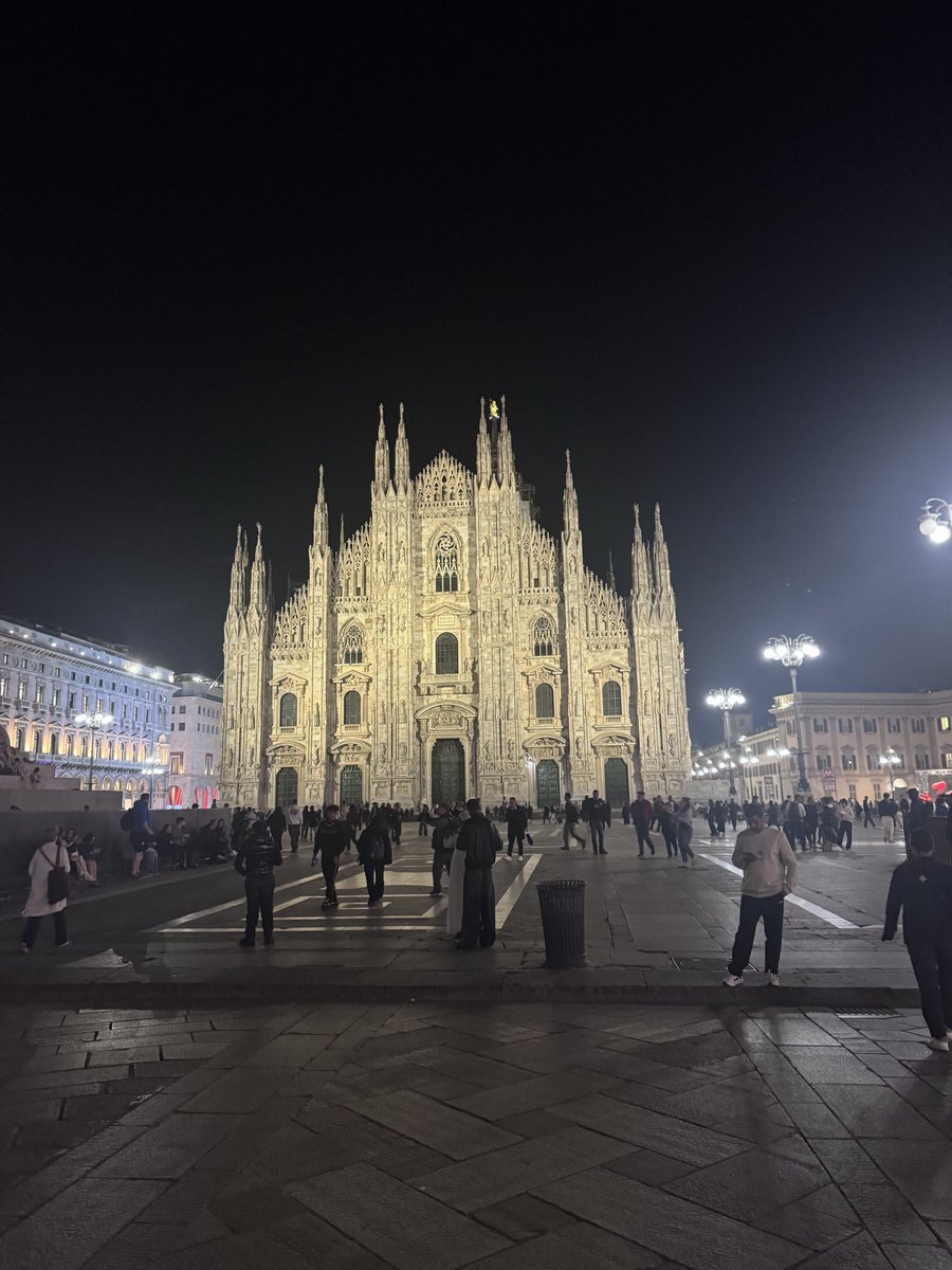 CosimoLibardo's tweet image. The irony of this place.