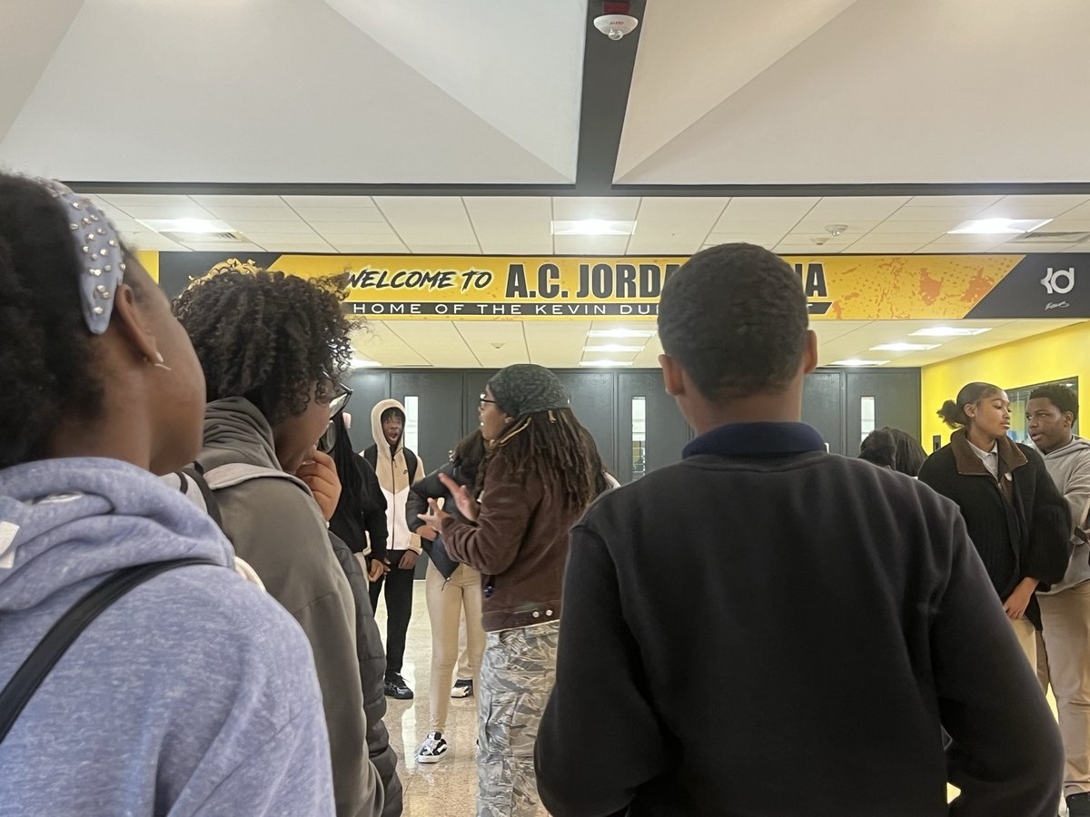 This week, our AVID students visited Bowie State University to experience campus life, connect with college students, and get inspired for their own college journeys! 💜🎓🐾 #AVID #CollegeReady #BowieState #FromImpactToExcellence <a href="/windsormillms/">WindsorMillMS</a>