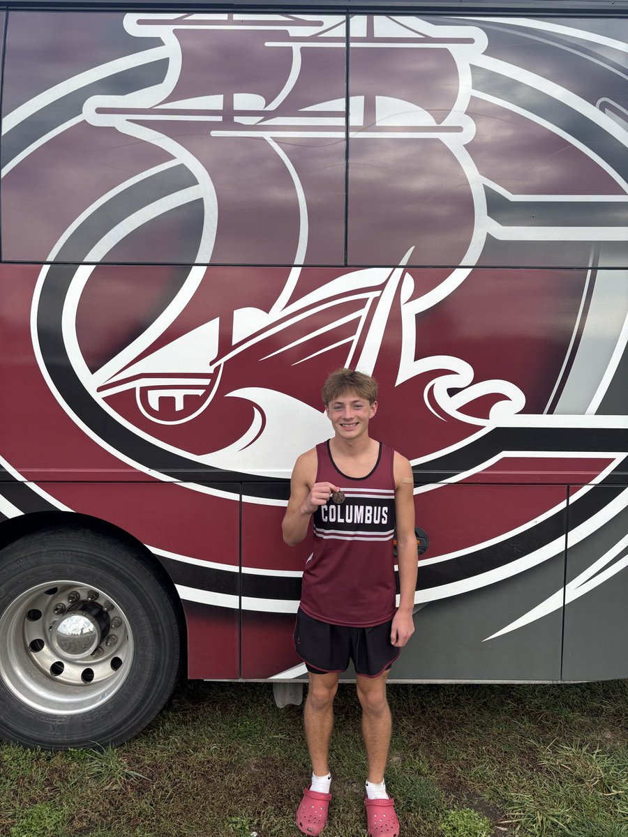 Discoverer Cross Country tweet media