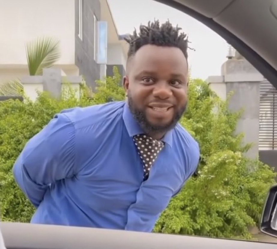 ellyserwaaa's tweet image. Drop your handles now