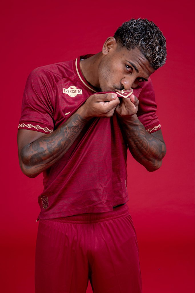 FluminenseFC's tweet image. Acho que eles gostaram da nossa Armadura III nova…

Amanhã nas @lojadoflu e em umbro.com.br!

#NósSomosDoRioDeJaneiro