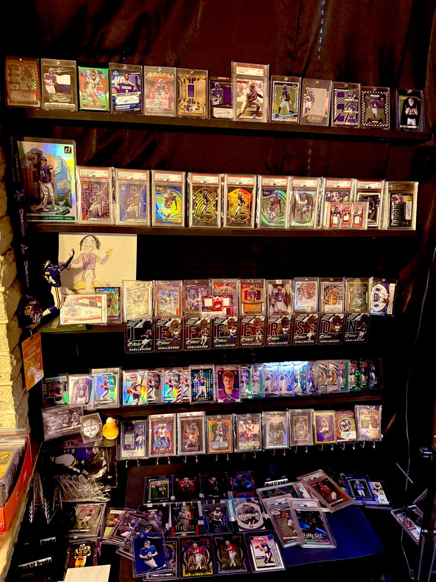 Rearranging the shelf and cleaning up the qb box.