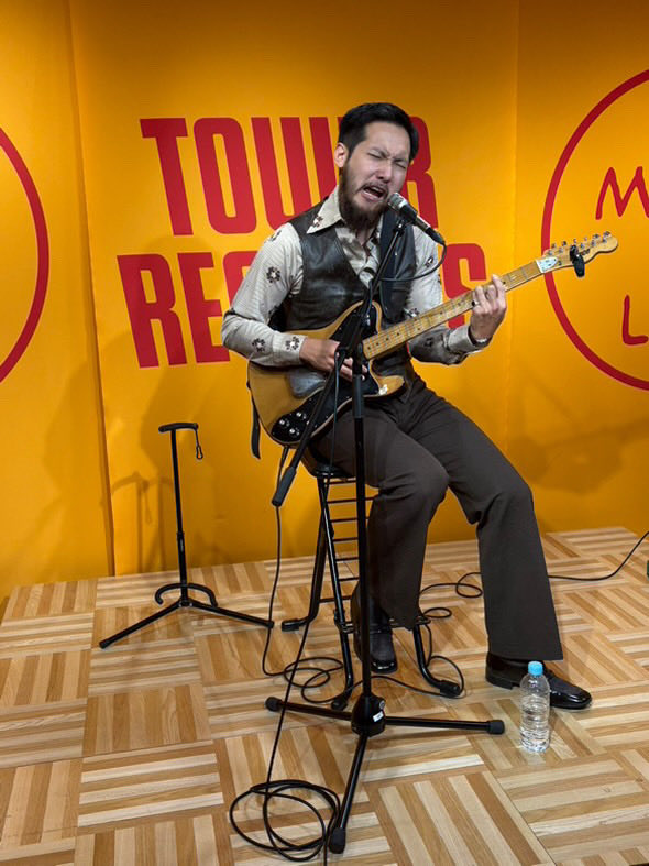 ミュージシャン Rufu Rufu - YouTube