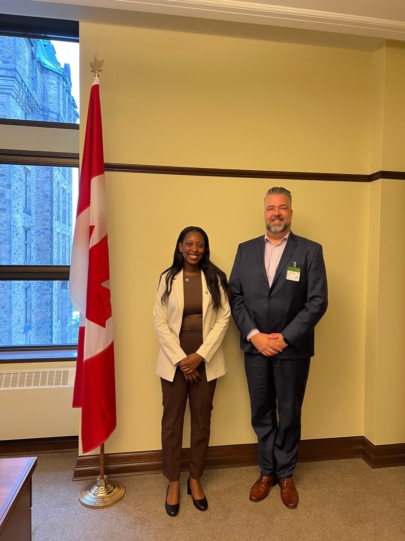 CAMIMH_ACMMSM's tweet photo. During Mental Illness Awareness Week, CAMIMH members met with parliamentarians to discuss the need for equitable access to mental health and substance use health services across Canada.
#MIAW2025 #RightNotPrivilege https://t.co/H9p1u8JymB