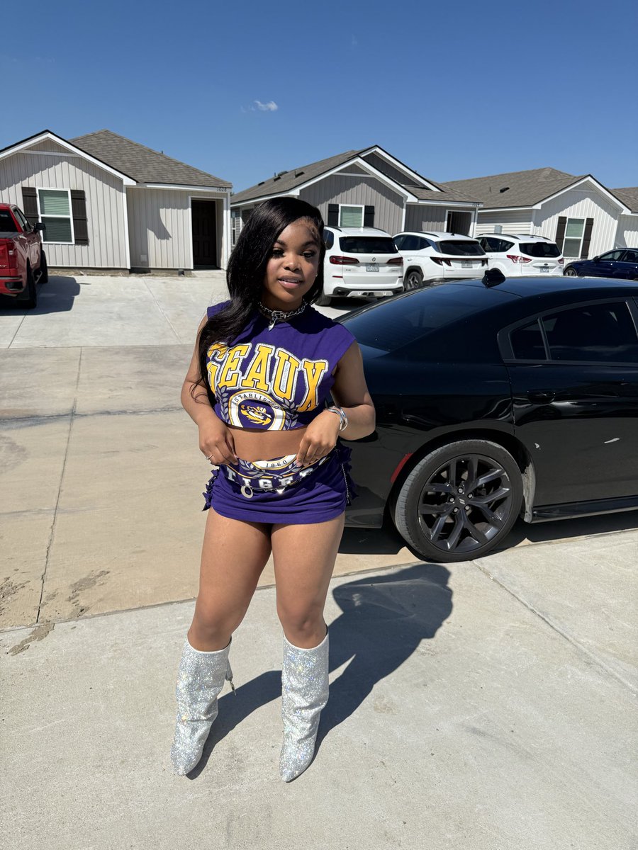 laceyleyi_'s tweet image. #Lsutiger 🐅