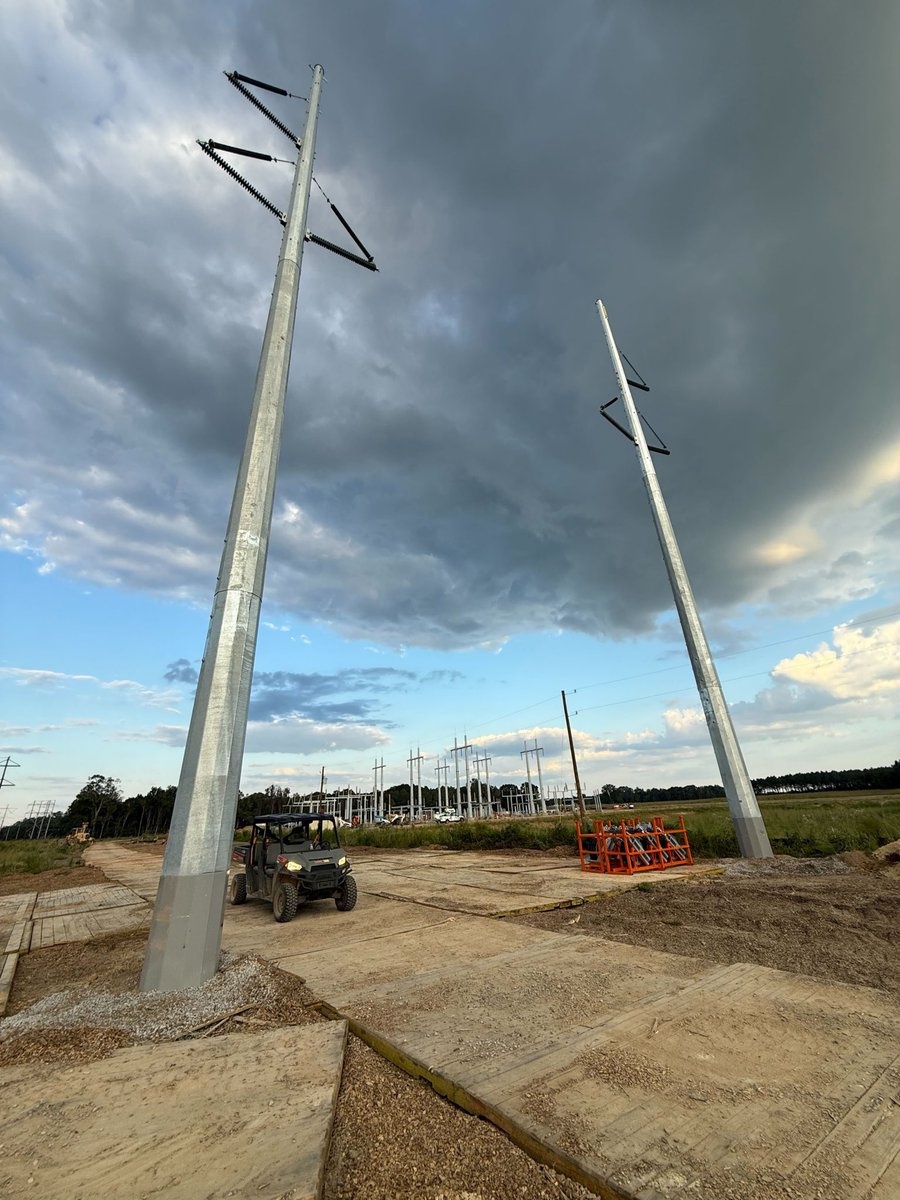 ashergenoot's tweet image. Glad for these high voltage lines to be coming up. @EntergyLA crushing it