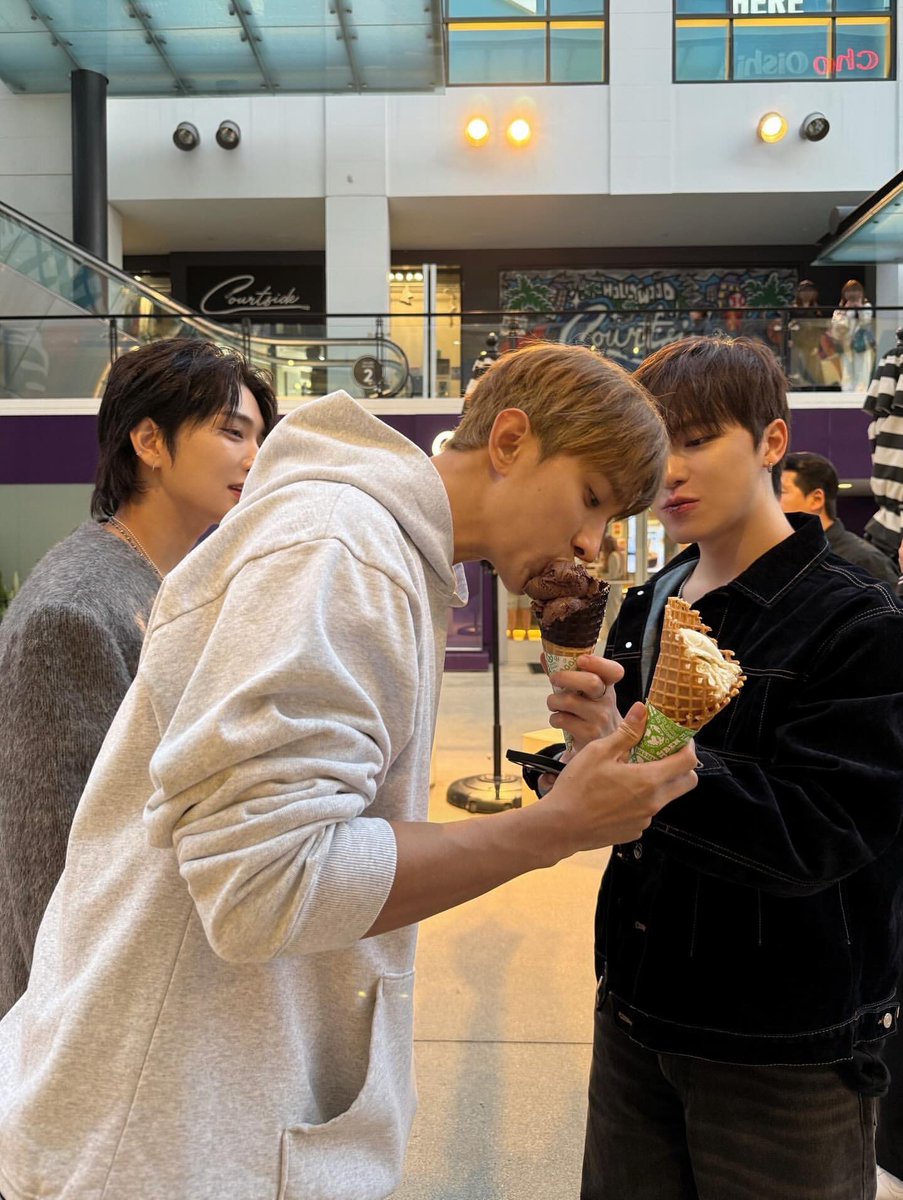 feat.dino 🍦🍕 #디노