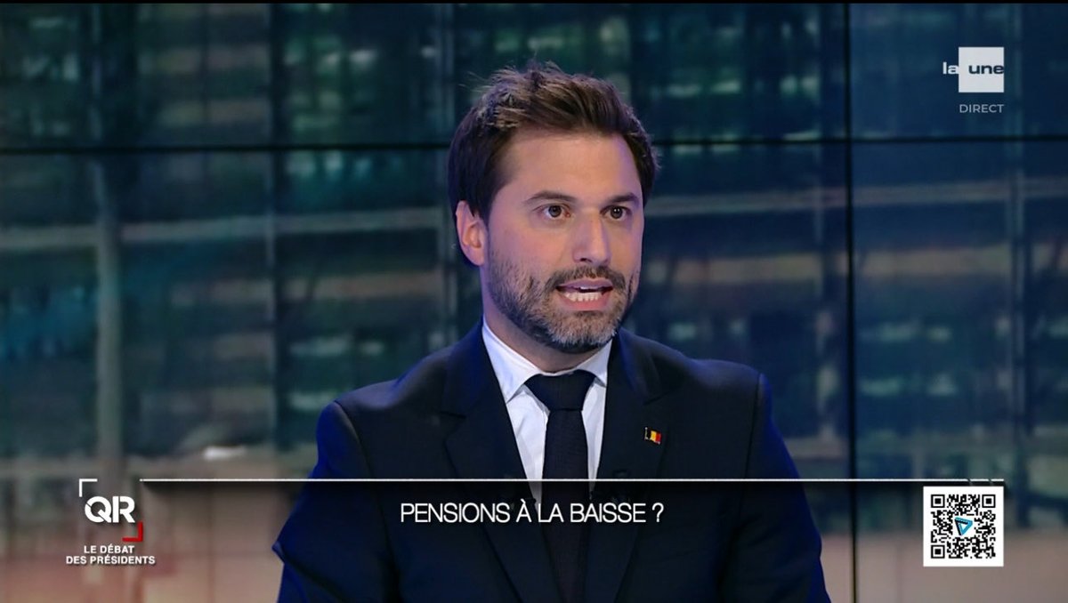 .<a href="/GLBouchez/">Georges-L BOUCHEZ</a> dans le #DébatDesPrésidents :
🤔 Quand j’entends les présidents de parti autour de moi, ce sont plus des philosophes que des décideurs. En politique, il faut aussi savoir décider.
📊 Selon l’OCDE, l’âge moyen de départ à la pension en Belgique est d’un peu plus de 61