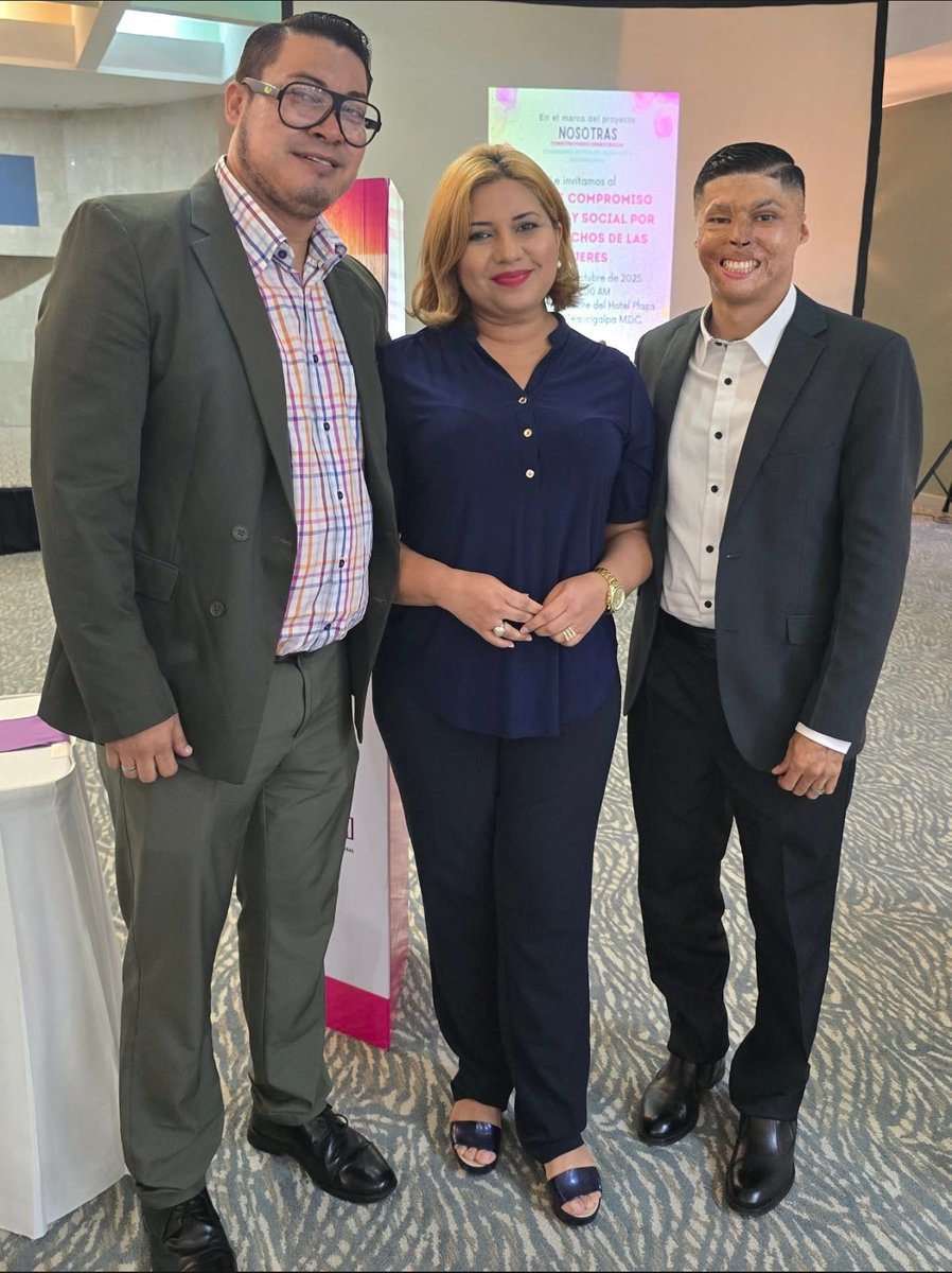 Los candidatos a diputados <a href="/CeidyCeleste/">Ceidy Celeste Castañeda</a> casilla 4 y #Joelnuñez casilla 7 dando a conocer sus propuestas!! Acompañados de nuestro candidato alcalde <a href="/EverVelasquezhn/">Ever Velásquez</a>!!

Vota por los 23 diputados de FM!! Vota verde, todito verde…<a href="/SoyChanoRivera/">Soy Chano Rivera</a> presidente!