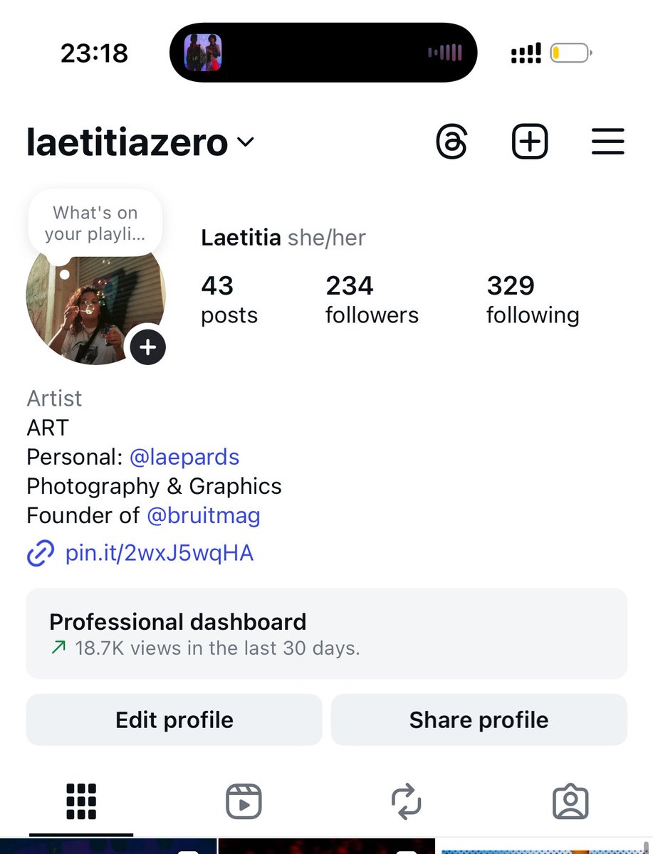 Laepards's tweet image. Fellow Artists, photographers and designers pleek follow me art account 😔