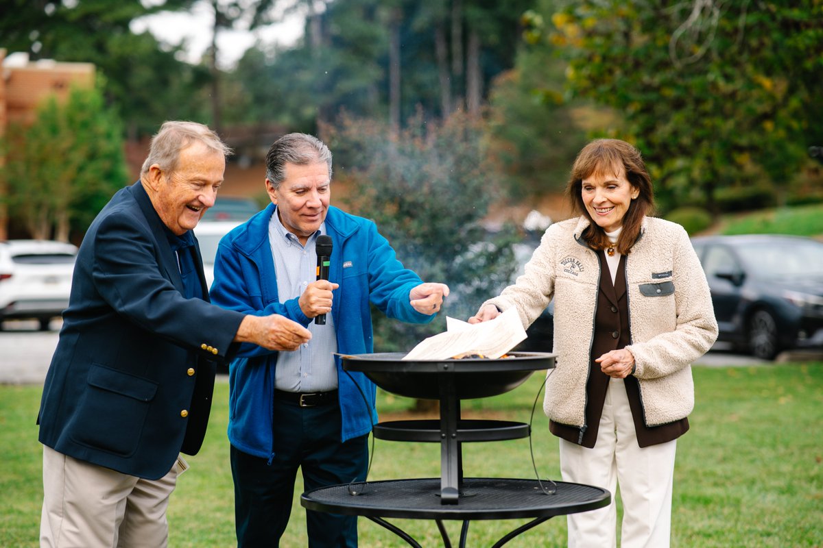 Debt-free &amp; full of gratitude!💙

On Oct. 9, TFC celebrated this historic milestone with a Note Burning Ceremony - honoring God’s faithfulness and the generosity that made it possible. 🙌

tfc.edu/news/tfc-holds…