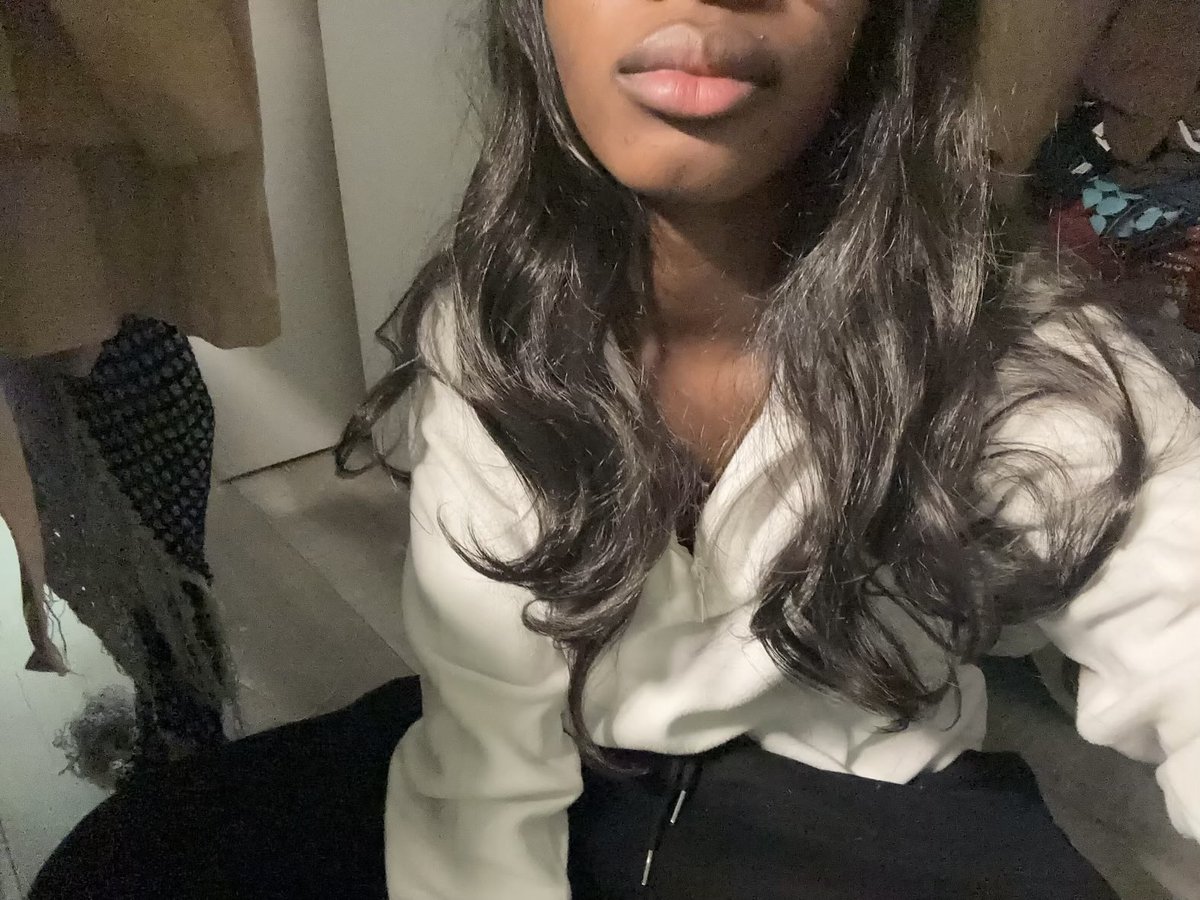 ⋆✴︎˚。⋆ | $11.11 dm fee tweet media