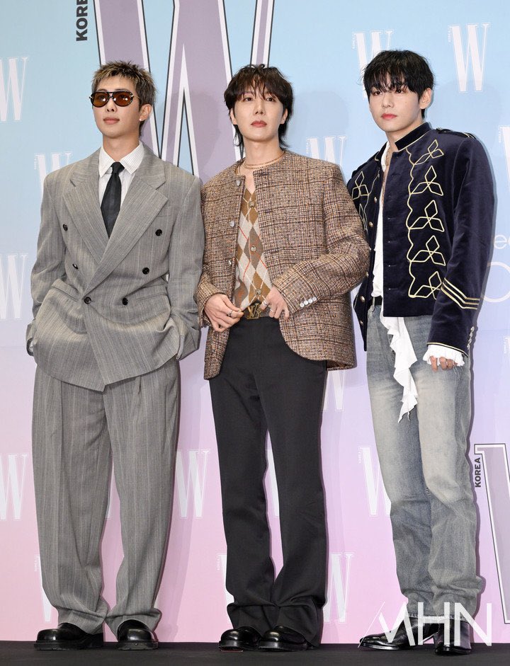 xaninhashy's tweet image. armyonces are always well fed