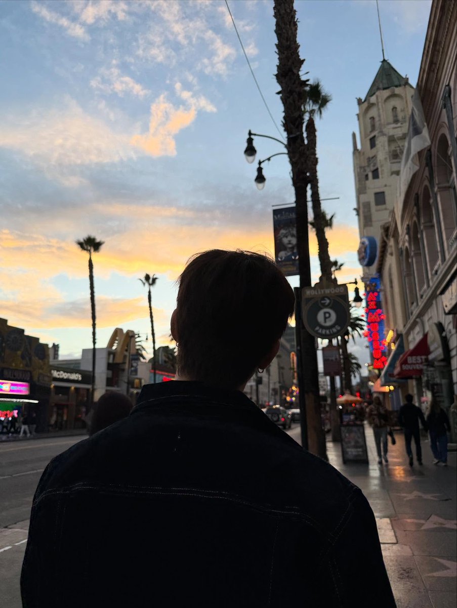lovechankkura's tweet photo. this genre of dino's photos >>>>>>> https://t.co/oY0y25sm1V