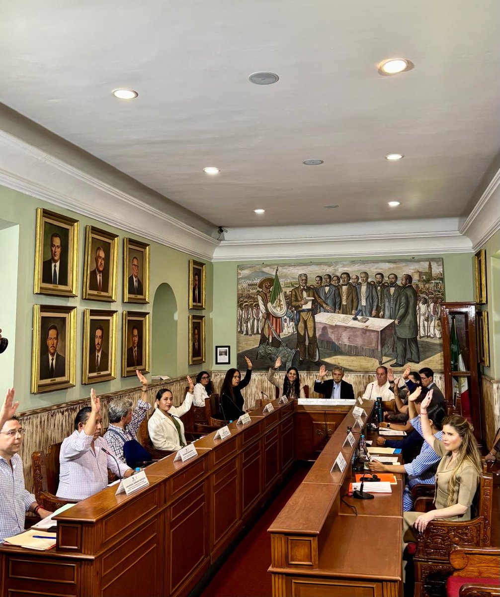 💬 En Cabildo se aprobaron acciones clave para Cuernavaca 🌿🏙️
✅ Estímulos fiscales en predial
✅ Afiliación al ISSSTE
✅ Nuevo Reglamento de Tránsito
✅ Galardón “Venera Cuernavaca 2025”

#Cuernavaca #Cabildo #JuntosPorNuestraCiudad