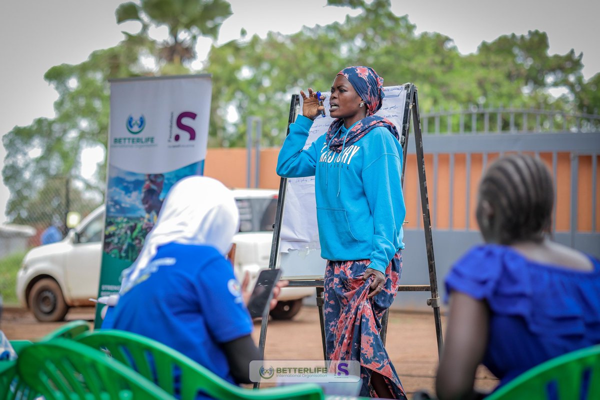 From displacement to determination 
Refugee women in Northern Uganda are transforming adversity into climate resilience  leading sustainable farming, beekeeping, and green innovation.
A story of hope by <a href="/BetterLife_Int/">BetterLife International Organization</a>  read more 
climatepost.net/building-clima…