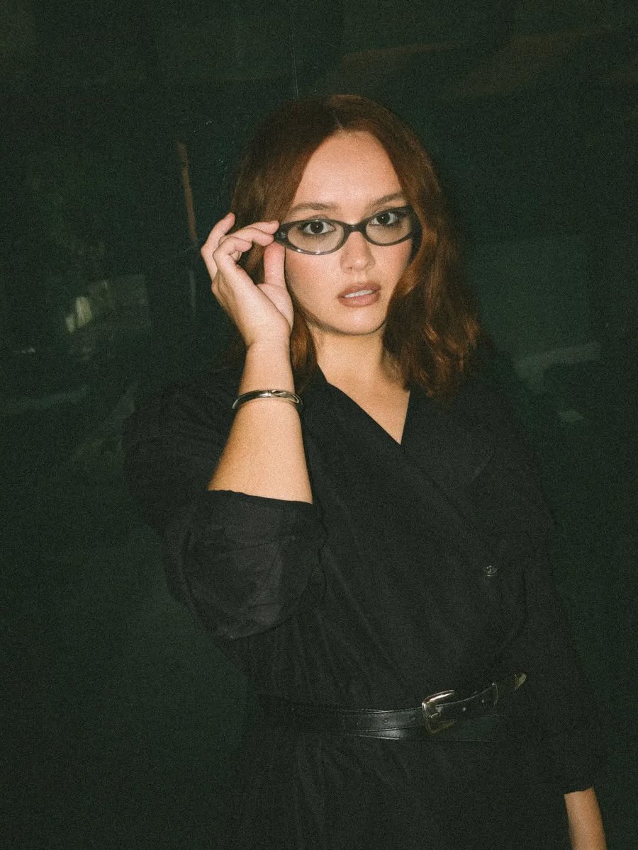 this picture of olivia cooke… yeah