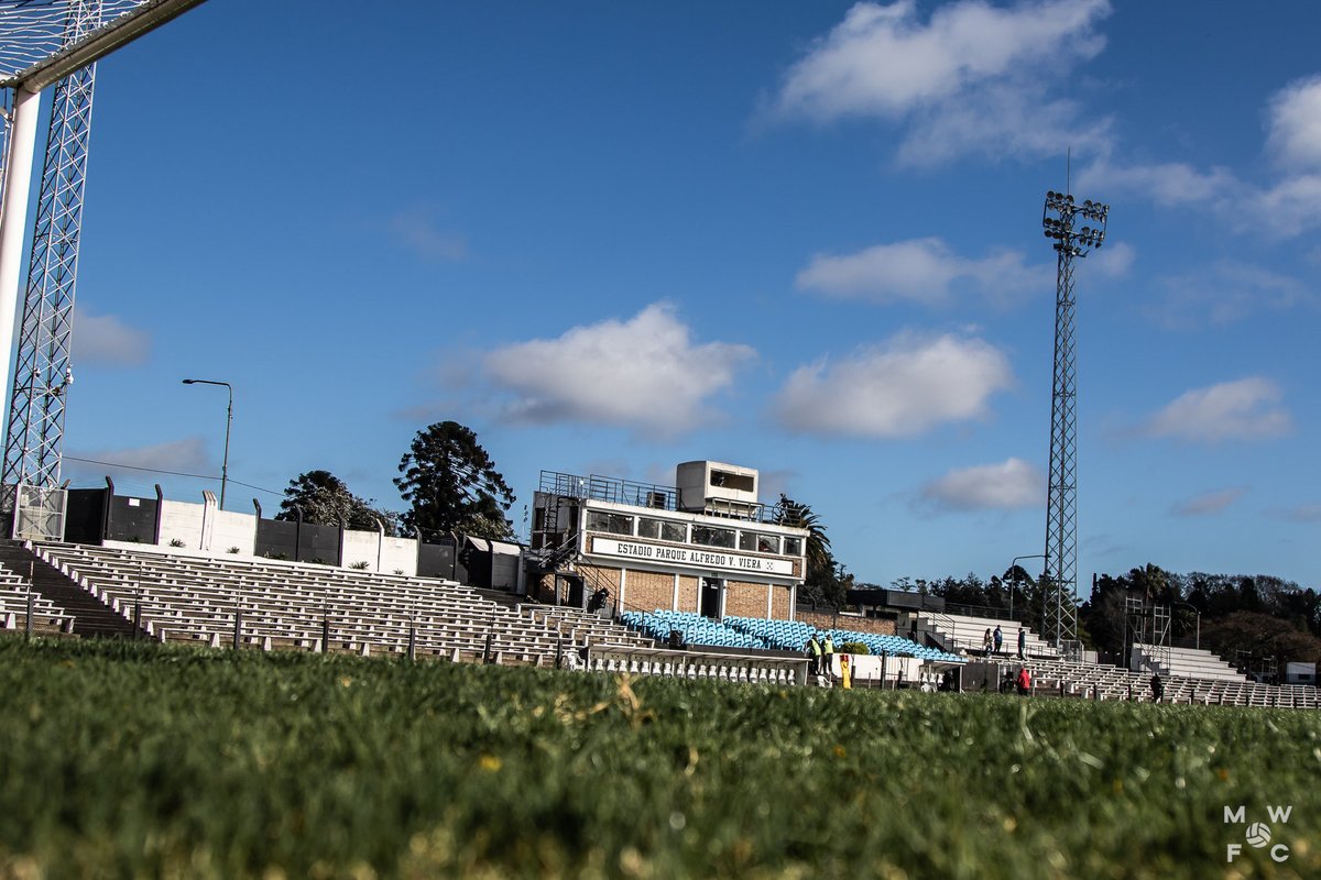 mwfc_oficial's tweet photo. 🏡 Algunos lo conocieron como Wanderers Park, otros como La Rural y otros como Parque Tito Borjas.

Lo cierto, es que se convirtió en un estadio más grande de lo que todos hubieramos soñado✨

¡Feliz 92º aniversario, Parque Viera! 🤍🖤 https://t.co/mB55CtGqnZ