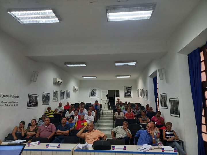 mariofsabines's tweet image. 📌Atención a quejas y peticiones de la población.
📌Cumplimiento del Programa de Gobierno al cierre de agosto.
📌Cronograma para la rendición de cuenta de la Gobernadora y Vicegobernador.
#PoderPopular
#MatancerosEnVictoria