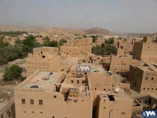 أهالي رضوم يعبرون عن شكرهم لقائد اللواء الرابع مشاة على تثبيت الأمن والاستقرار في عاصمة المديرية

رضوم – خاص

عبّر أهالي مديرية رضوم بمحافظة شبوة عن خالص شكرهم وتقديرهم لقائد اللواء الرابع مشاة، نائب القوات المشتركة في المديريات الجنوبية، العميد أصيل بن رشيد، على استجابته السريعة