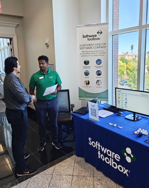 SoftwareToolbox's tweet image. What do you get when you mix sharp minds, big ideas, and a bunch of future engineers? 🚀A great day at UNCC Electrical & Computer Engineering Career Fair talking with the next generation of automation professionals! ⚙️💡 
#EngineeringCareers #UNCC #CLTEngineering