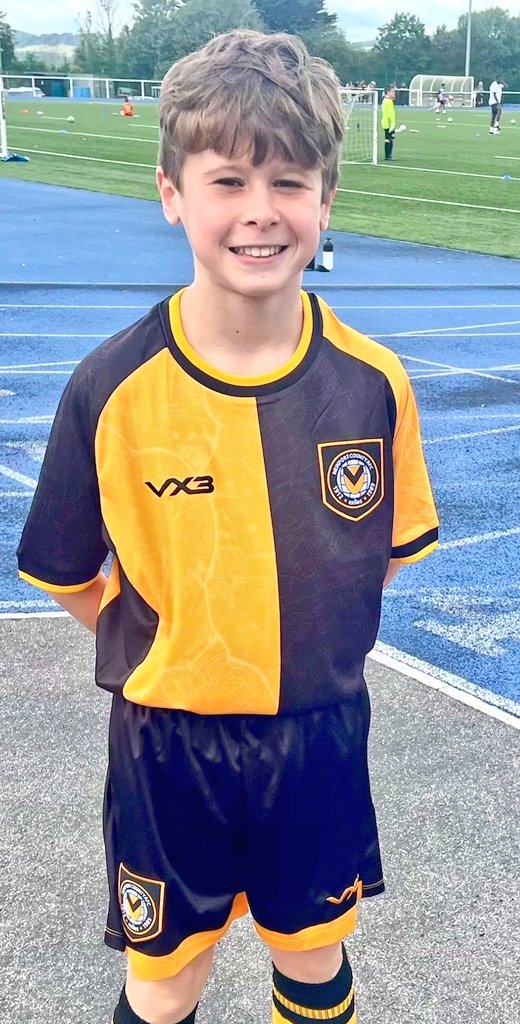Pontardawe Town Academy tweet media
