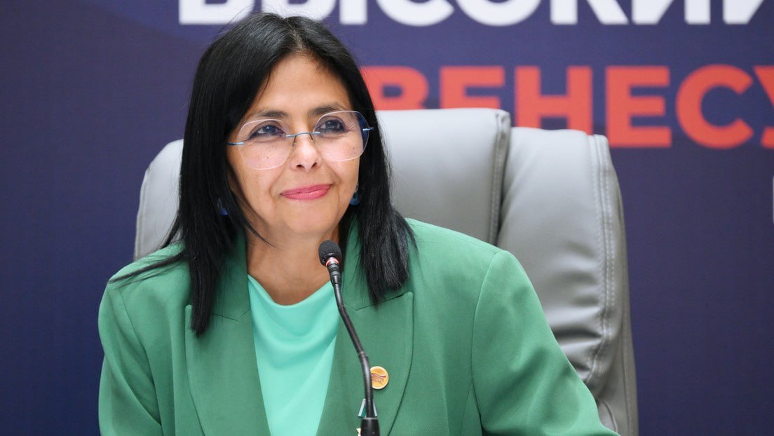 🇻🇪⚡️🇷🇺 Venezuela y Rusia refuerzan alianza energética frente a la presión de EE.UU.

La vicepresidenta Delcy Rodríguez llamó a consolidar la alianza energética entre Venezuela y Rusia, que juntos representan el 24 % de la energía mundial.