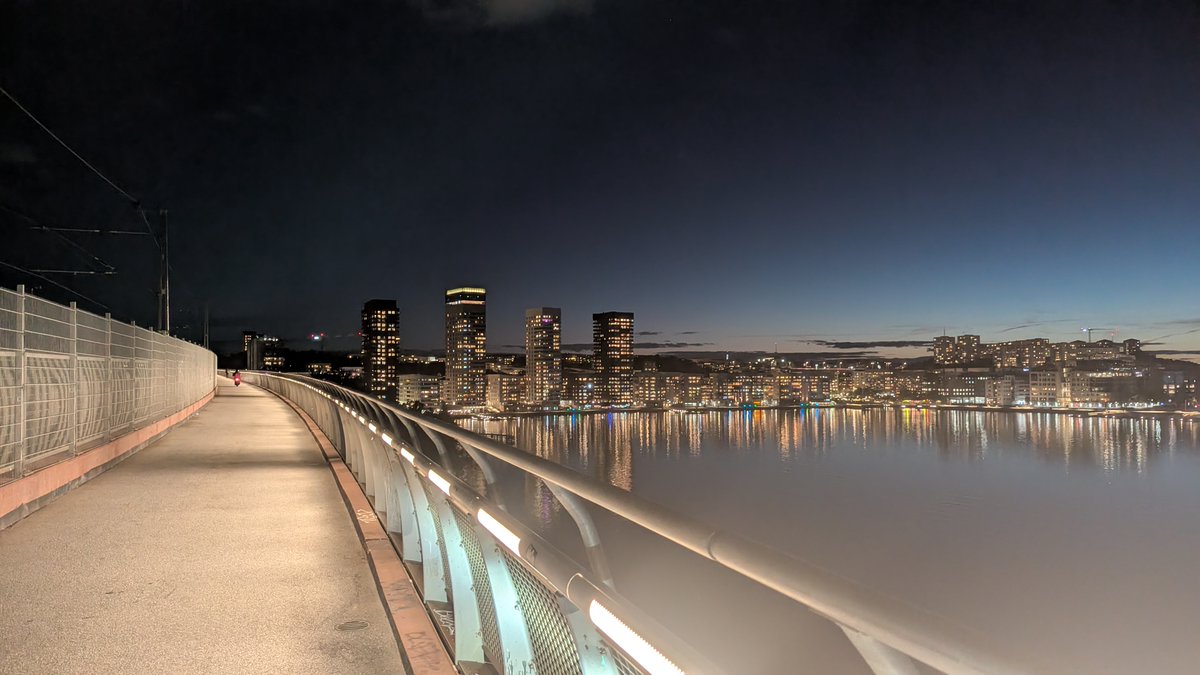 xVolpin's tweet image. It's been few weeks now that I live in Stockholm. 

It's strange, honestly. My life changed so much in a span of those 10 months that it's still hard to grasp. I'm finally in a good place, mentally and emotionally, even though it was a bumpy road.

I like it here so far.