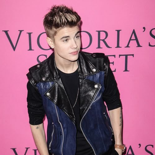 acervo bieber tweet media