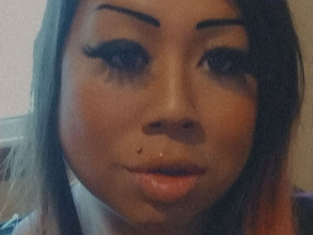 I'm online right now on skyprivate (live skype show). my private profile: pvt.show/t/crt1-ts-sush… Please RT. thanks! #camgirl