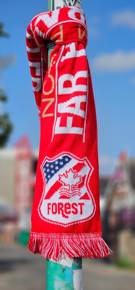 Far Have We Travel(l)ed
Much have we seen
Kansas and Nashville are places we've been
New York Chicago still echoes the sound
Of the folks from North America from the City Ground

NFFCNA Scarf now available. USA only, read the form!

forms.gle/At7hy7uPRWYTLx…

#nffc #nffcna