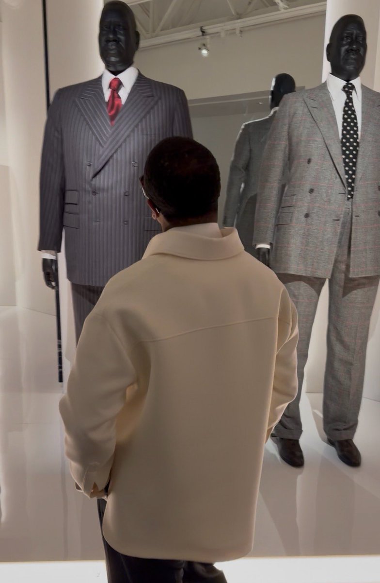 Andre Leon Talley exhibit >>