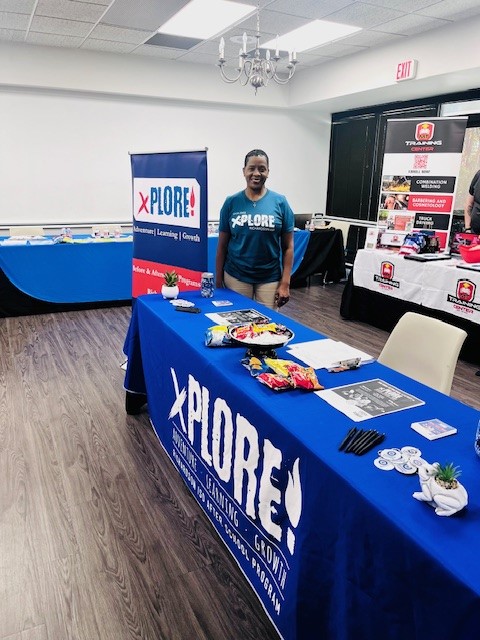 RISDxPlore's tweet photo. Having a blast with a fellow RISD colleague at the Gateway of Grace Job Fair! Great turnout! Are you interested in working for xPlore ASP? Call us at 469-593-9169. We are excited to hear from you! #RISDDreamBIG #xPlore #AfterSchoolPrograms #RISDxPlore #RISD https://t.co/n6q5wsavQG