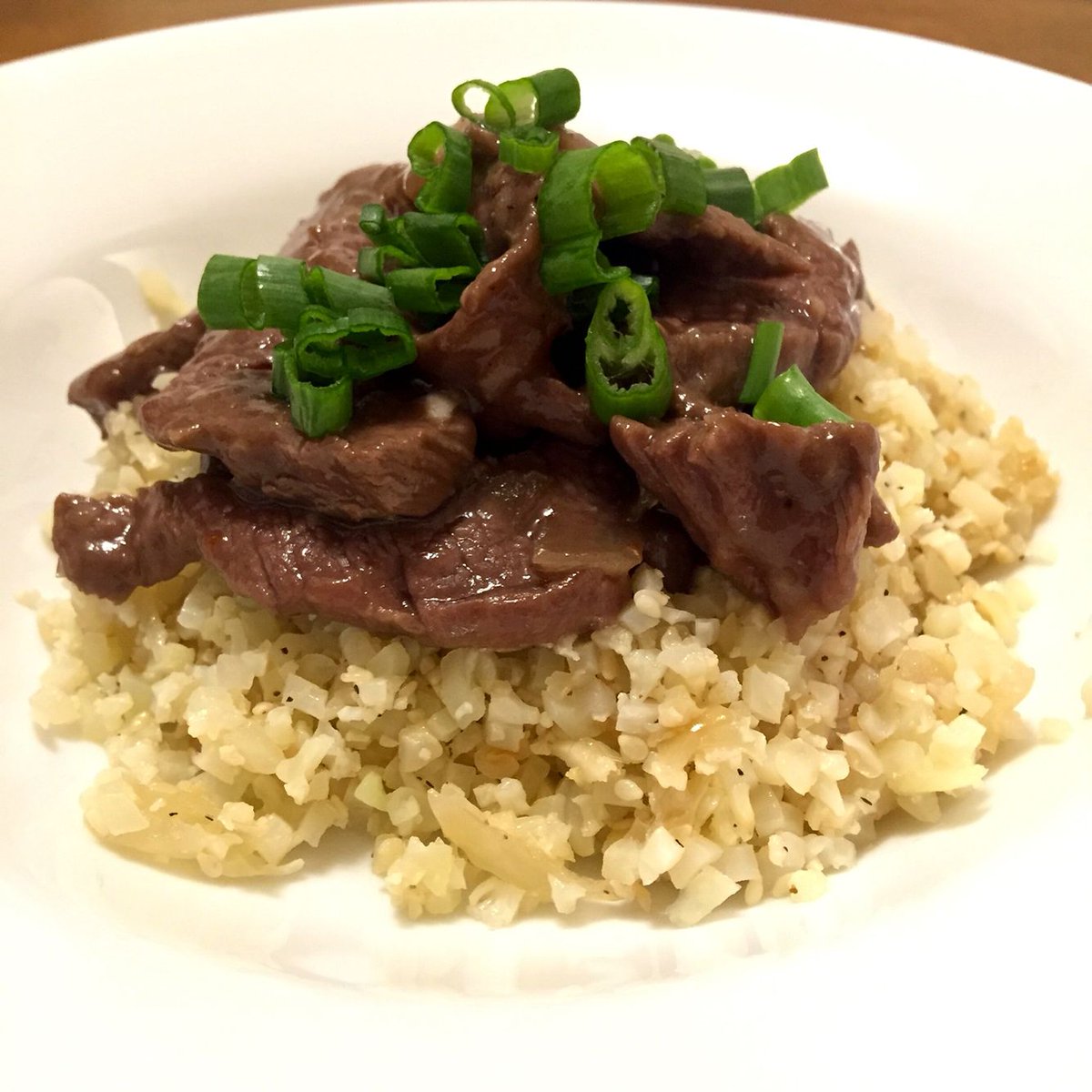 java_karla's tweet image. Tonight&apos;s dinner courtesy of Keto-daily: Mongolian beef with lupin and cauliflower &quot;rice&quot;
#twittersupperclub  #ketoish