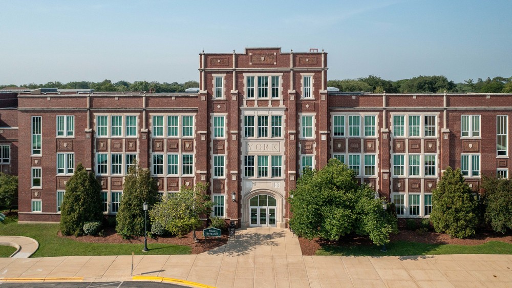 Elmhurst District 205 is proud to announce that seven <a href="/YorkD205/">York High School</a> students have been recognized as Semifinalists in the 2026 National Merit Scholarship Program.

Congratulations to our York Semifinalists for their outstanding achievement!

📰: vist.ly/4ak3i

#WeAreD205