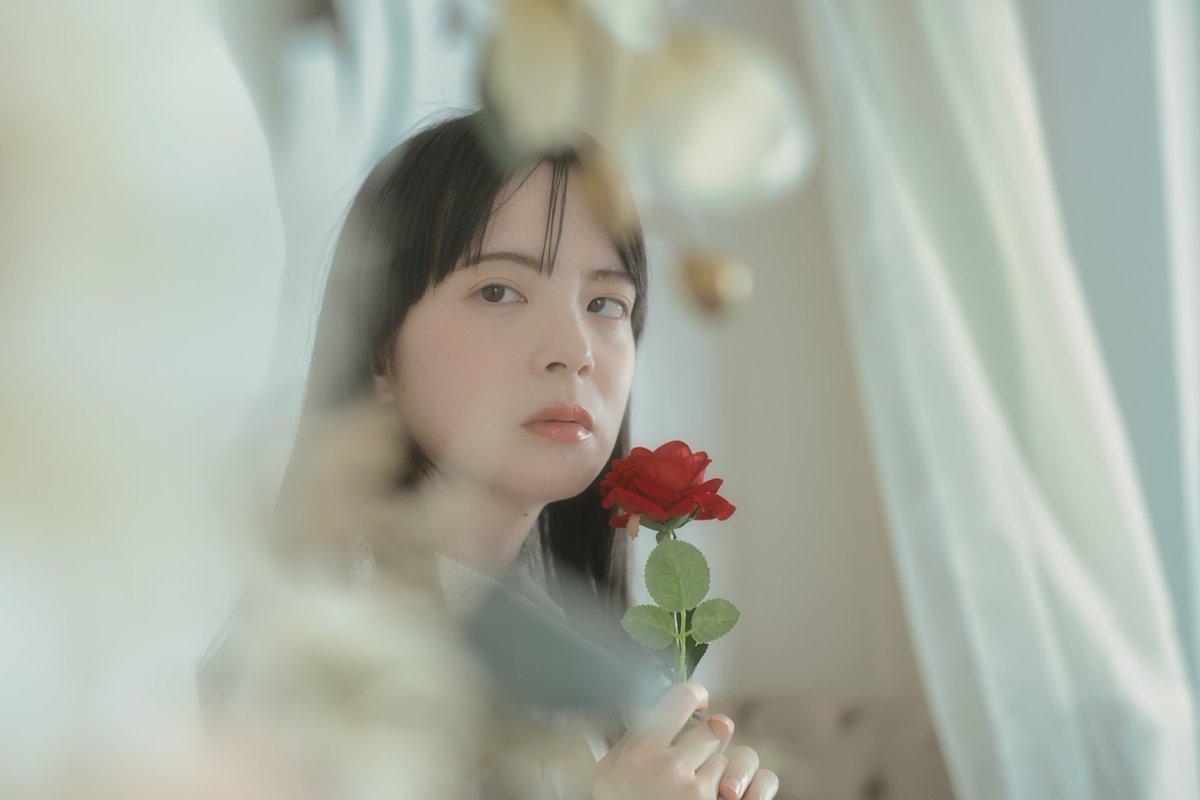 おはようございます🌹

 #ポートレート 

関西被写体/赤/薔薇/バラ