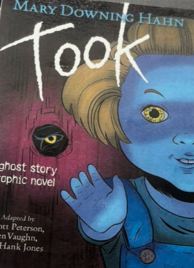 omegacramos's tweet image. Libscary time @DZ
#trickortreat
#givemesomethingoodtoread