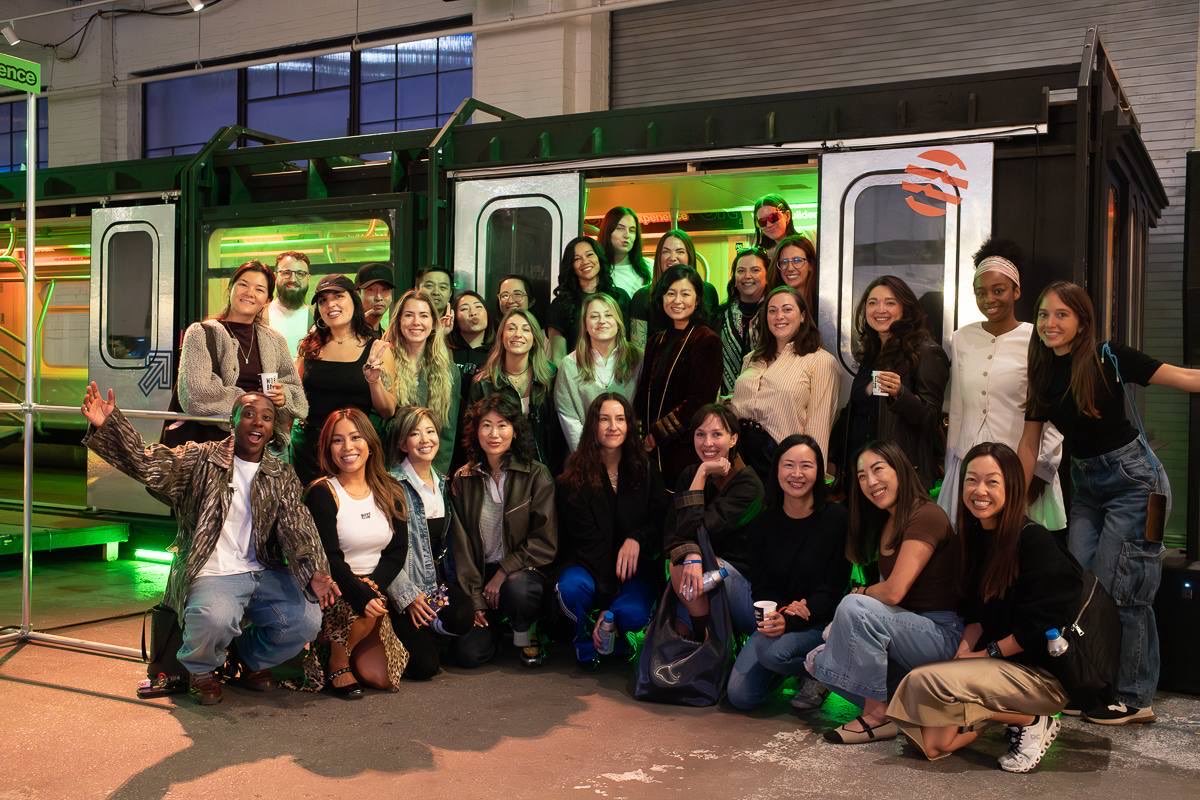 Reporting great vibes live from the @aptos experience.