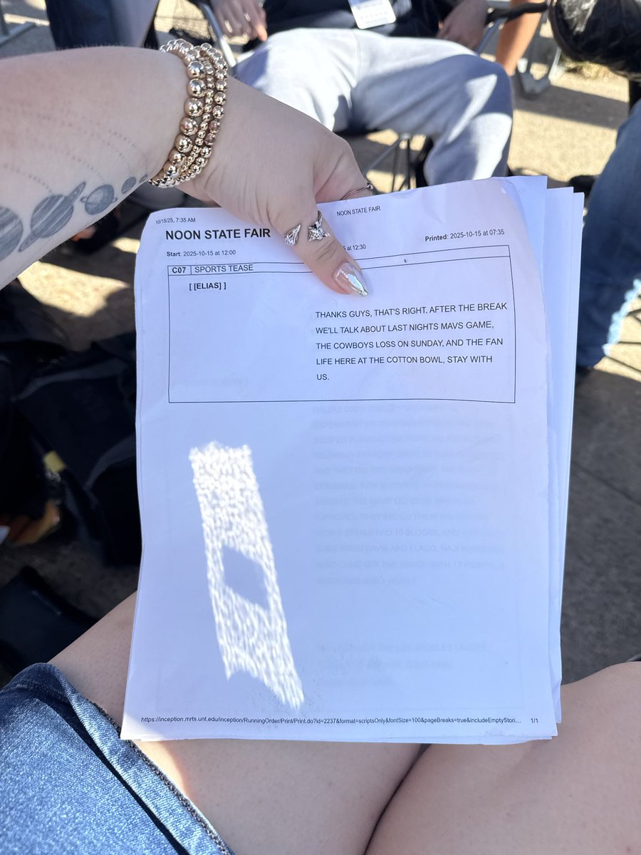 elistakes's tweet image. Reporting live from the @StateFairOfTX with North Texas Television!! This is by far the coolest opportunity I have been given and I am so thankful to have been a sports anchor and an analyst on the first annual Red River Recap!