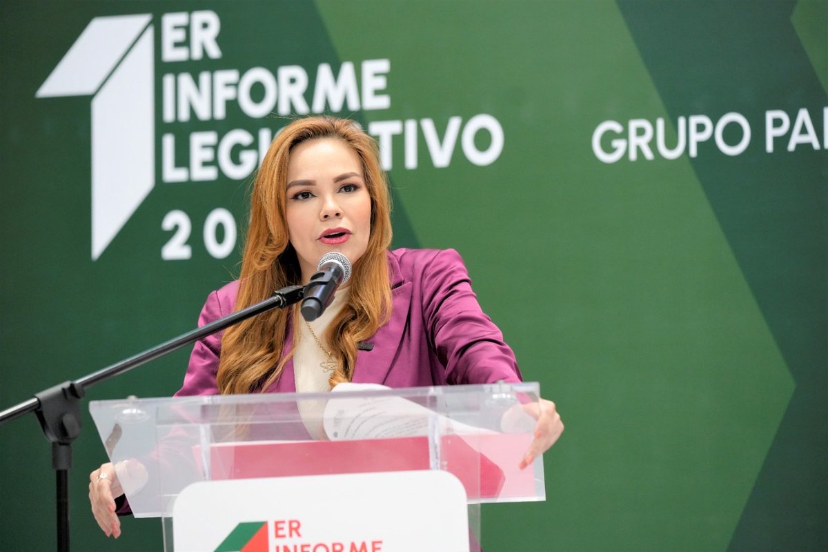 PaolaGarateV's tweet image. 💥 Me podrán quitar una camioneta, pero no la voz.
No tengo miedo. No me van a callar.
Sinaloa merece vivir sin miedo, con verdad y con justicia. ✨🤌🏻

#PaolaGárate #SinaloaSinMiedo #LaVerdadVaPrimero #SeguridadParaTodos