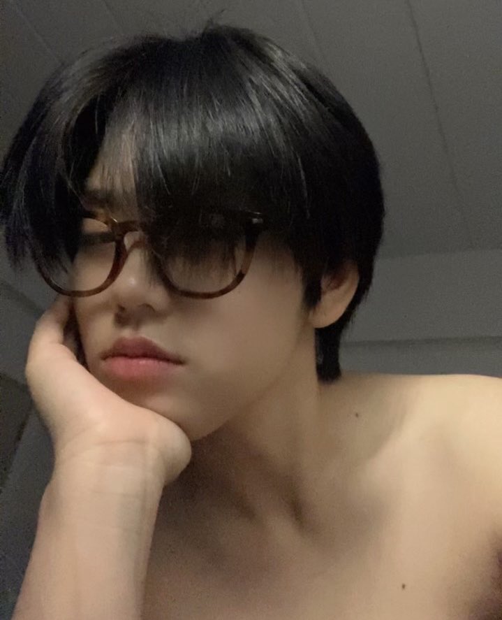 Im4Yy's tweet photo. 🌟แอคล็อค 250 ถาวร พร้อมเข้าทักแชทขอเลขได้เรยคับ 🥺🔞💗 พร้อมเข้าค่อย💬 https://t.co/DkLgwcIhg1