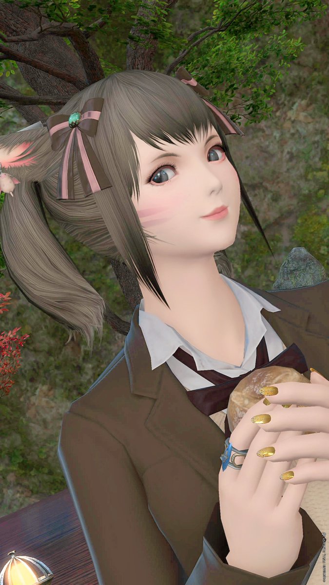 おはもっくり🌰
きのうは夜７時に寝ちゃって10時間くらいねてたー
いつもスマホで動画みながら寝てるけど10分くらいで画面つけっぱなしで寝てる😨

もうちょっとで週末がんばりましょー✊🏻
#おはミコ　#みくって