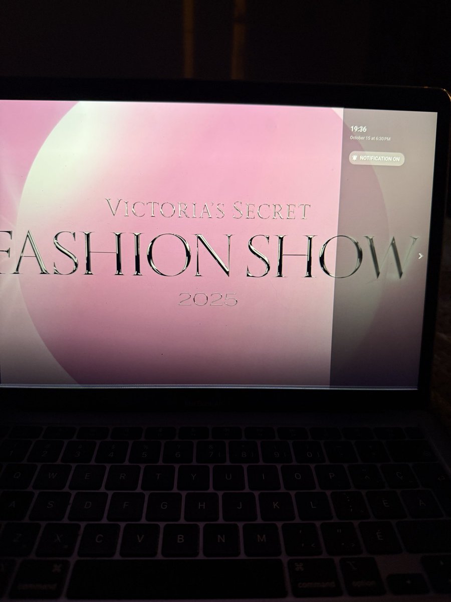 nuguzen's tweet image. I'M #BUSY