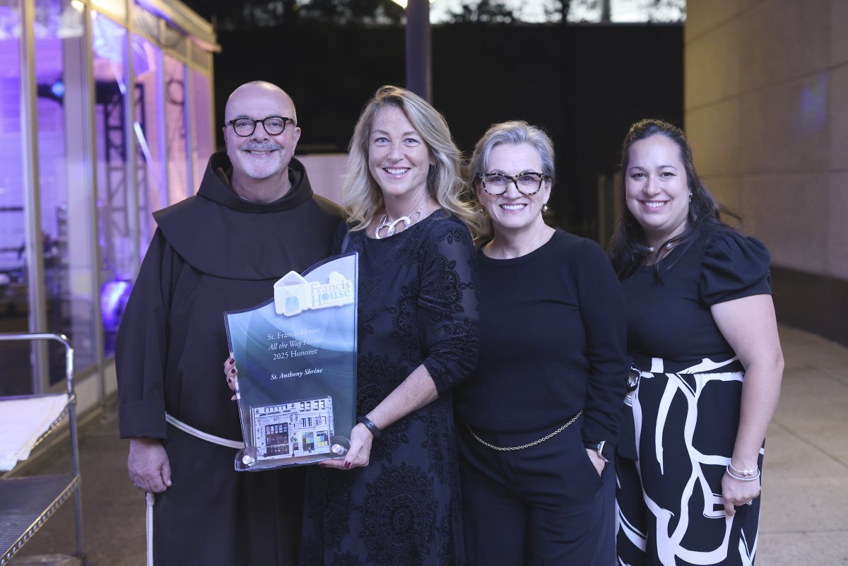 The 2025 #AllTheWayHome gala was a night of hope, connection, and community. 💚

📸 See all the highlights &amp; relive the magic of the evening: bit.ly/4nddeqN