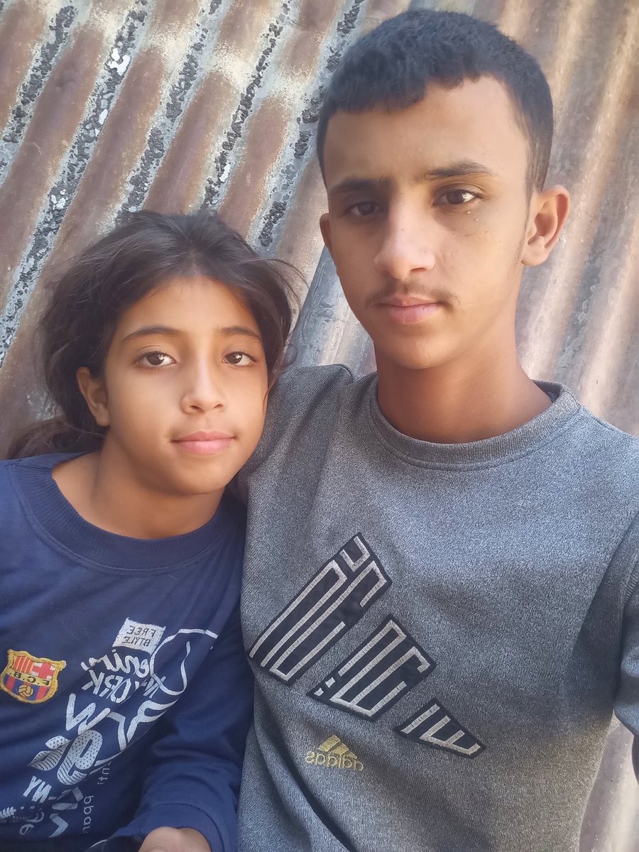 Toallkind and compassionate heartsto everyonewhose heart beats forGaza andPalestine 🇵🇸
Our home isnolongeras it was it turned into rubbleyet westill dream of asmall sheltertobring us togetheragain💔
Pleasehelpusbuildalittleplaceof safety for me and my fami
gofund.me/222d77cf
