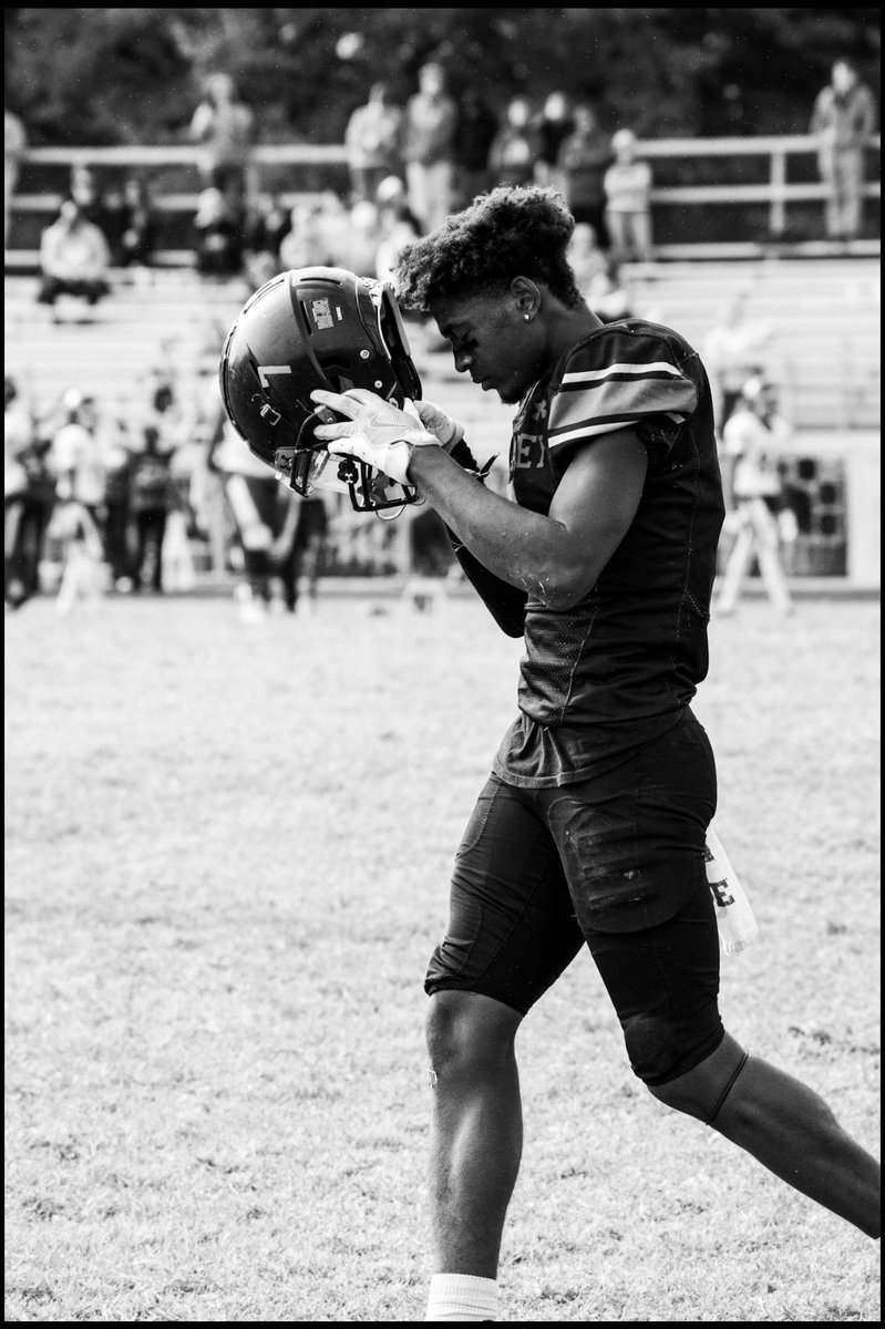 jfaulkner247's tweet photo. Beyond grateful and very blessed to receive this offer!!!
@Coach_PThompson @keegan_linwood @FightingMuskies @MuskingumFB https://t.co/be49OONp1G
