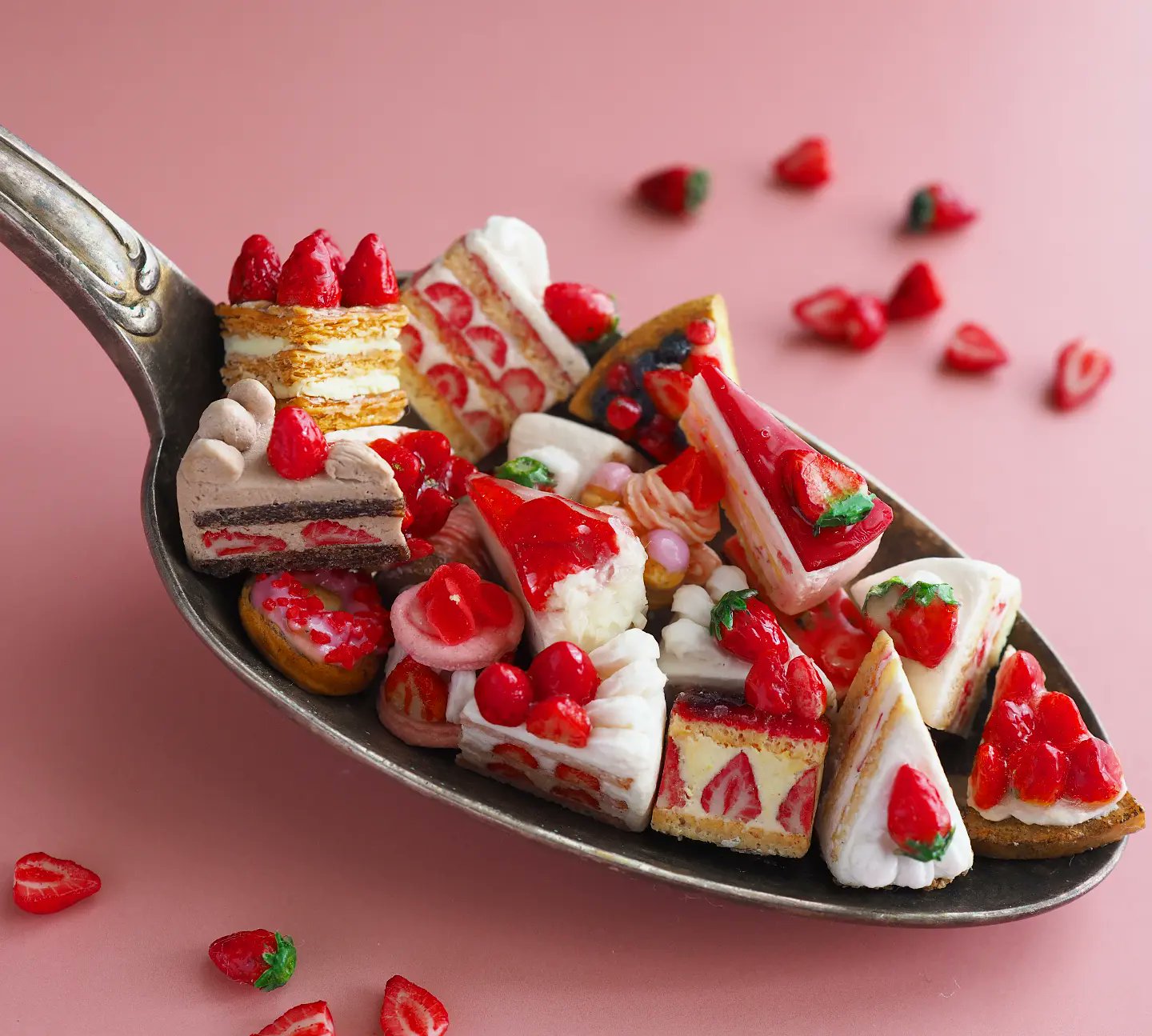 ミニチュア◆いちごとお花のデザート◆ misaki_miniature on X: 