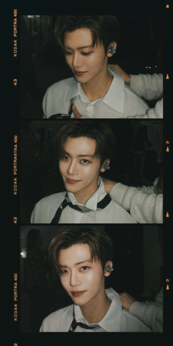🎞️🖤